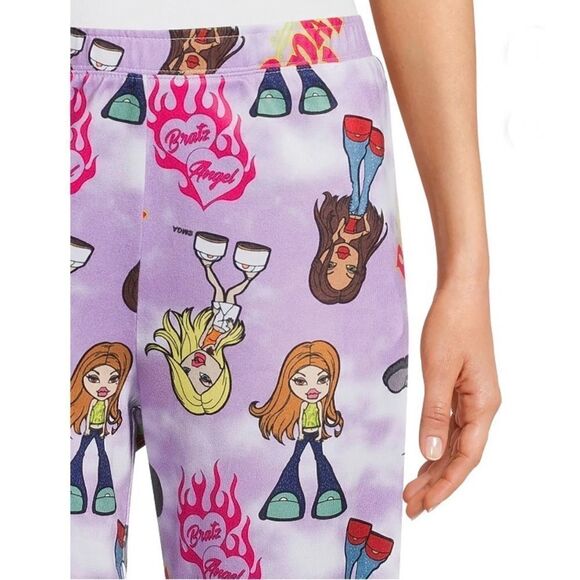 Women’s Juniors’ Bratz Print Comfy Lounge Pajama Sleep Pants, Size 2X - Picture 3 of 6